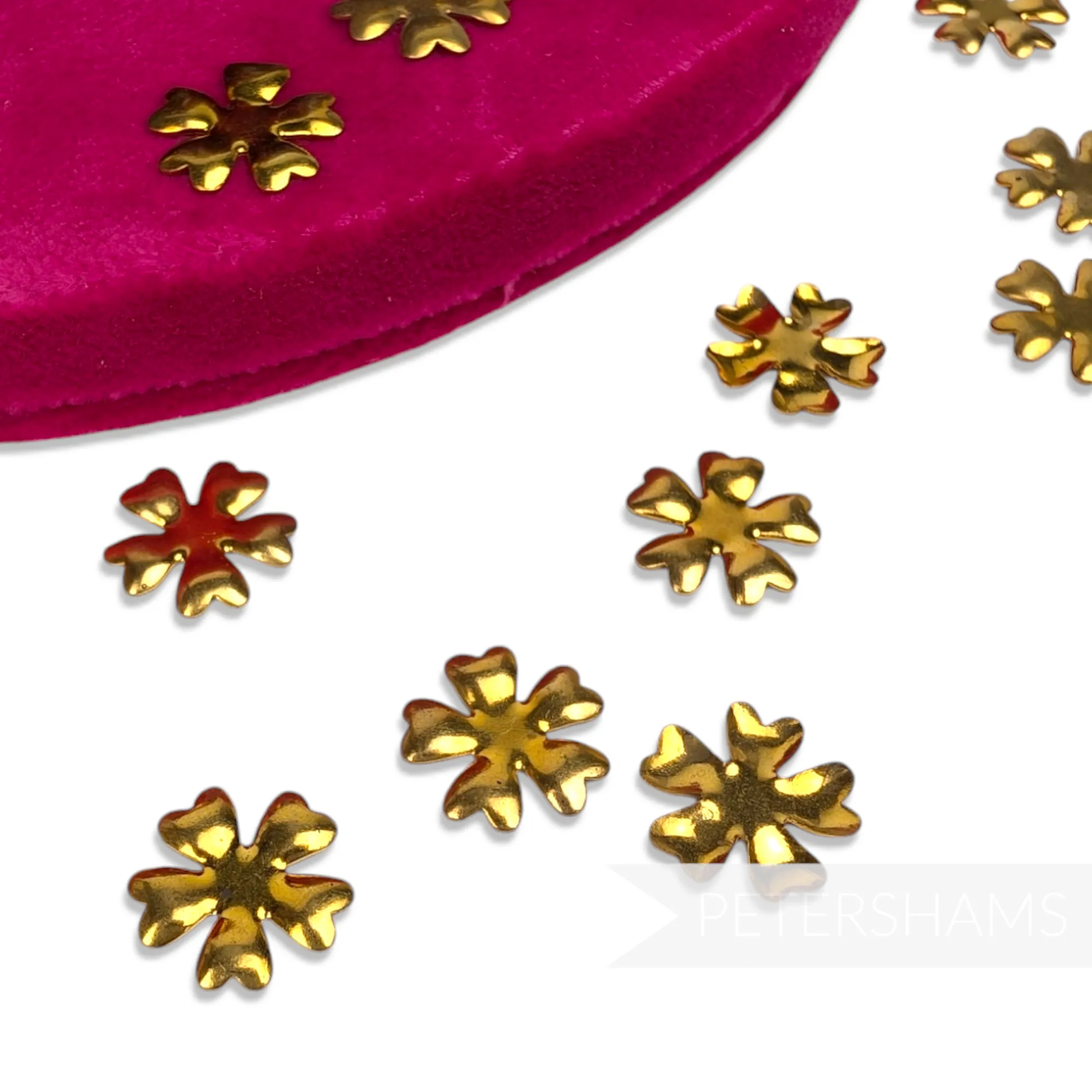 14mm Vintage 1980's Simple Brass Flowers - 24 Pieces