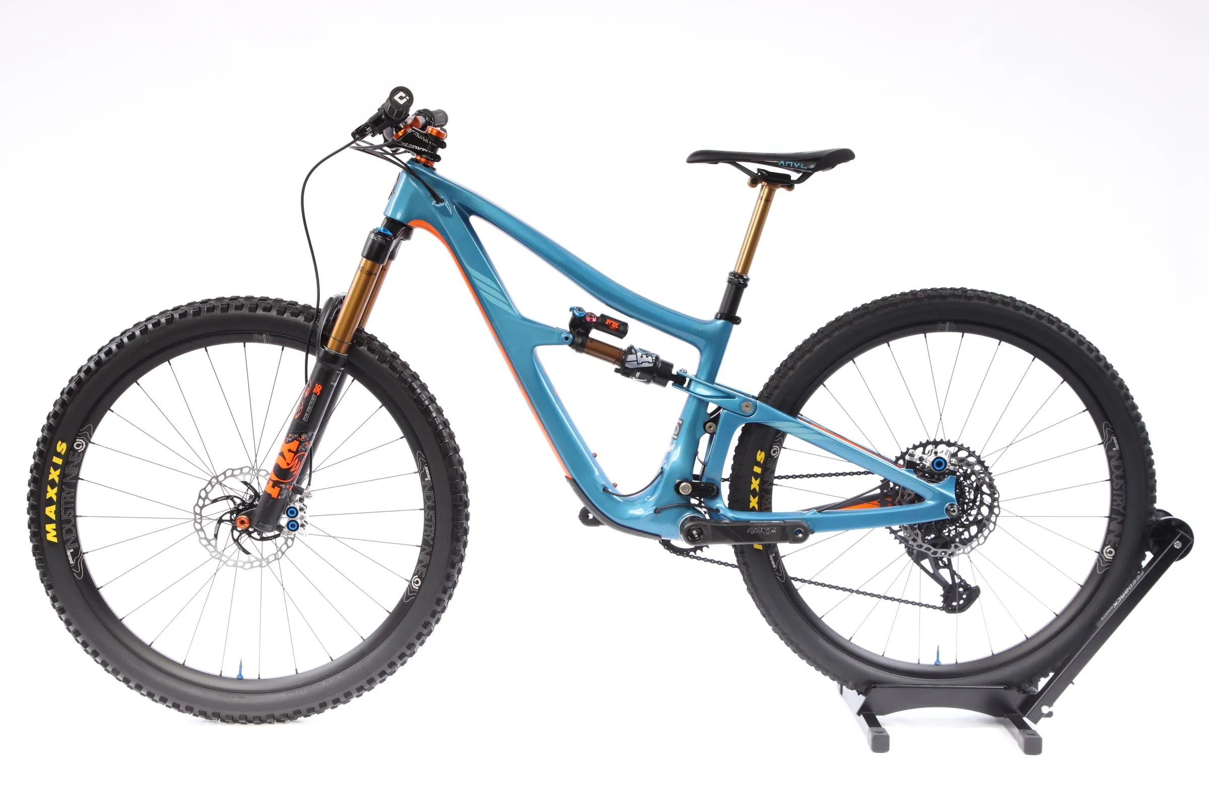 2018 Ibis Ripmo V1  Mountain Bike - Medium