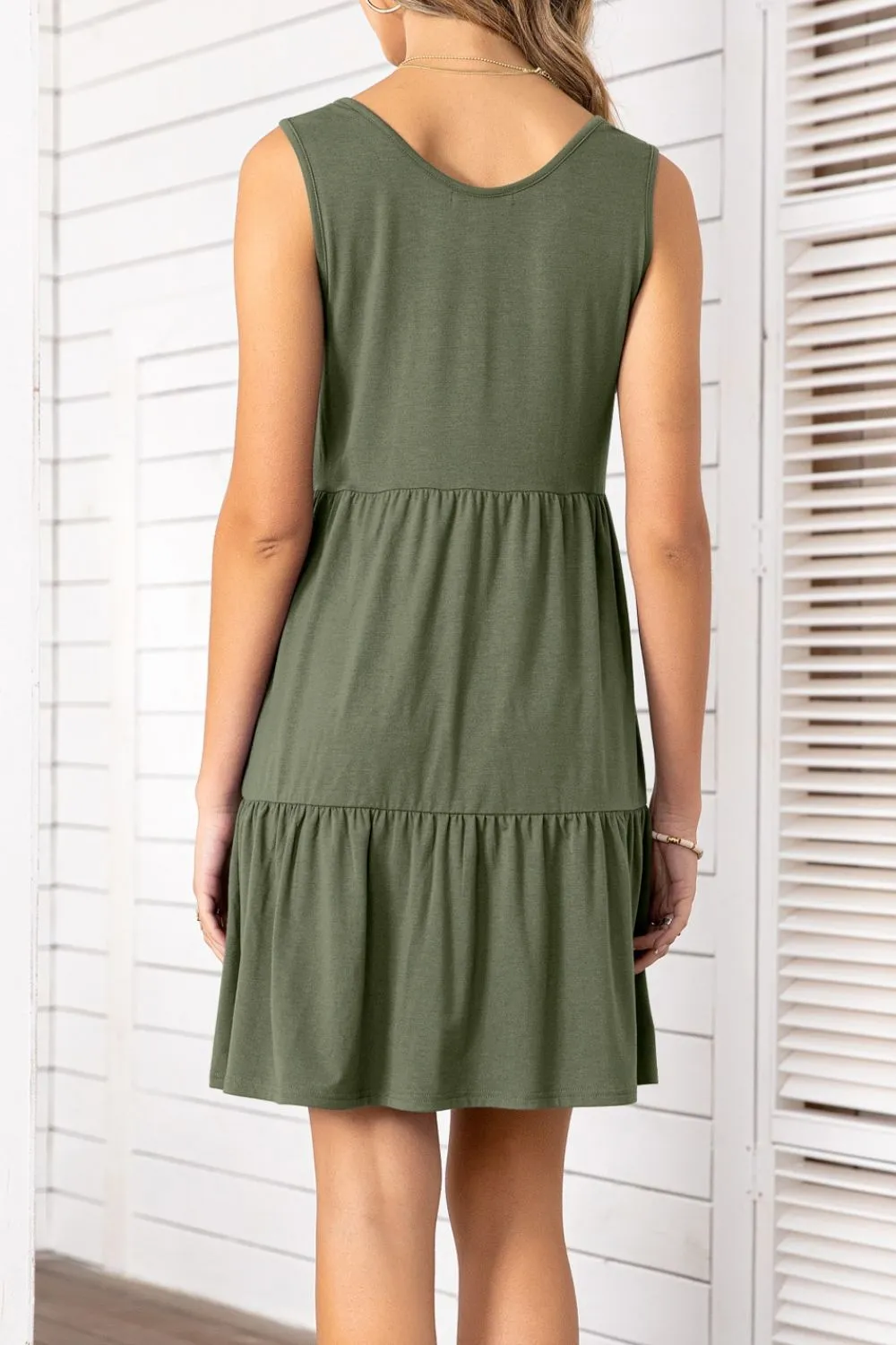 *APP EXCLUSIVE* Button Scoop Neck Sleeveless Tiered Dress