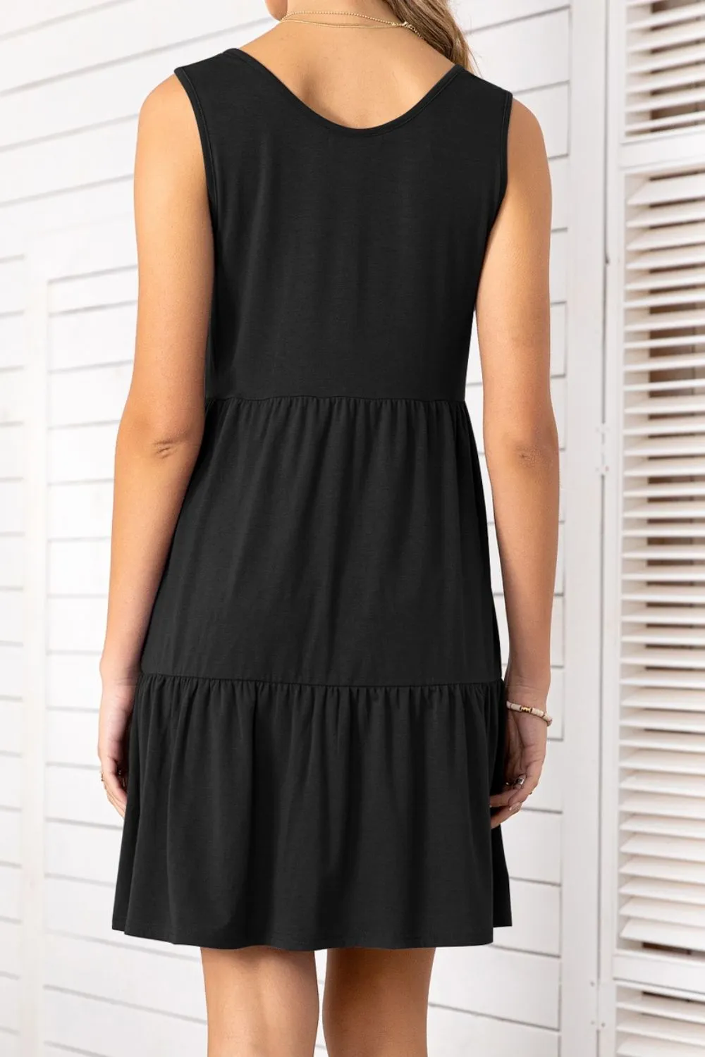 *APP EXCLUSIVE* Button Scoop Neck Sleeveless Tiered Dress