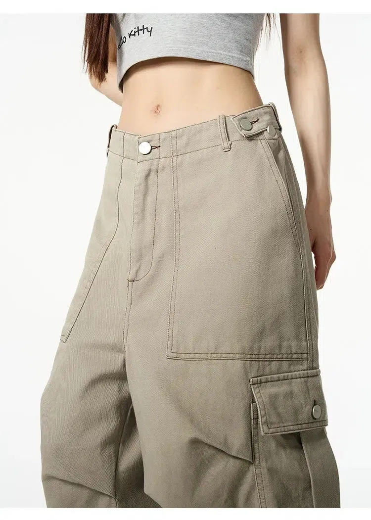 Baggy Cropped Cargo Pants