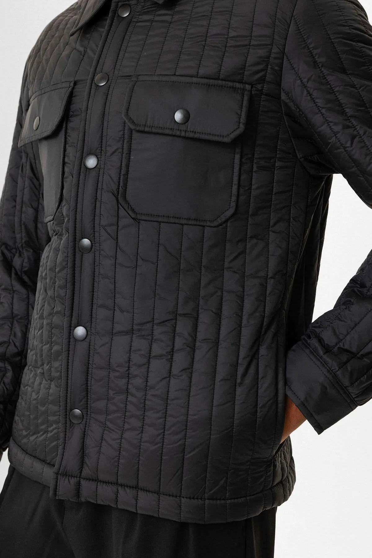 Black Lightweight Quilted Men's Jacket - Wessi