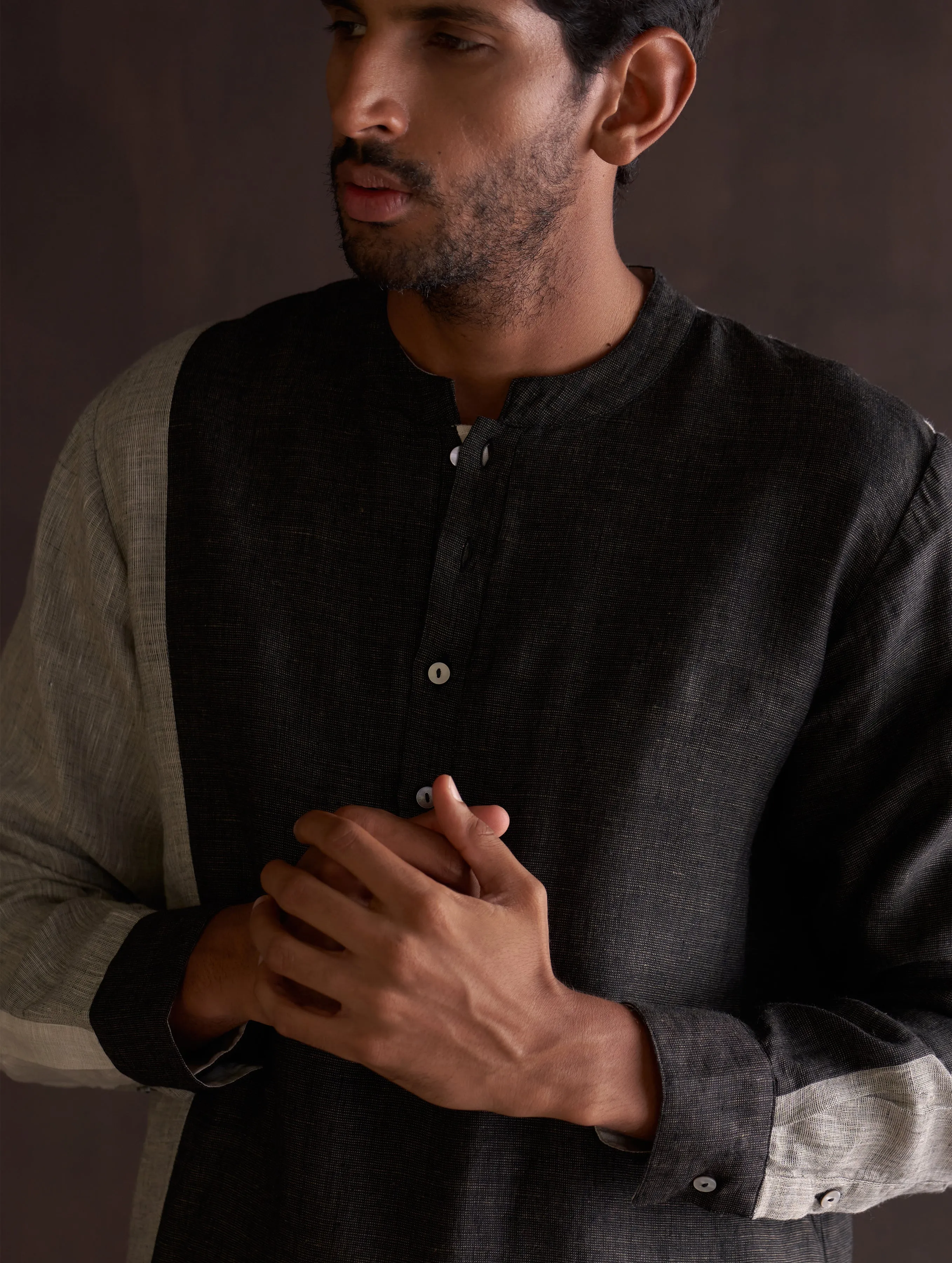 Minsu Color-Blocked Kurta Set - Charcoal