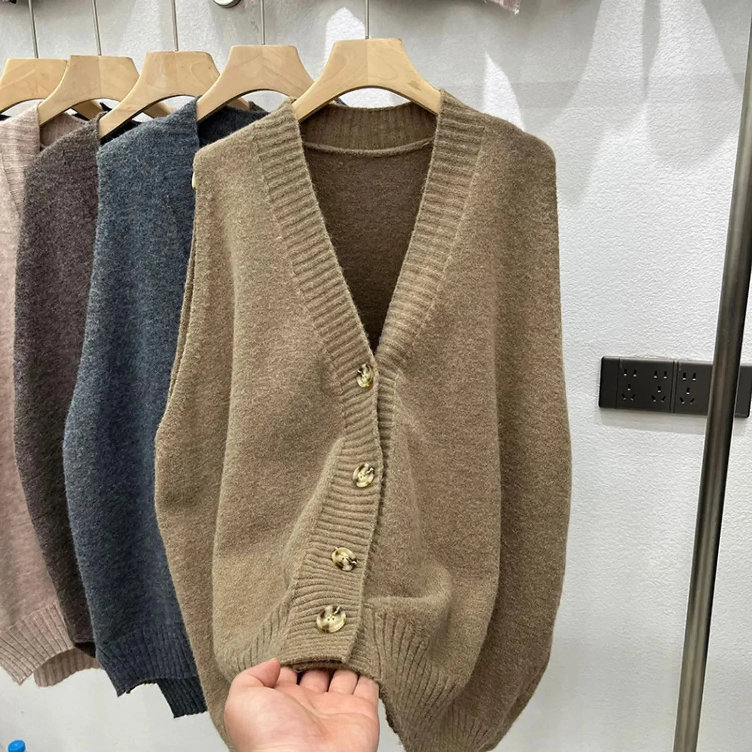 Solid Color Classic Cardigan Vest Women's V-Neck Sleeveless Waistcoat Maternity Knitwear Pregnant's Top Great Quality C-179