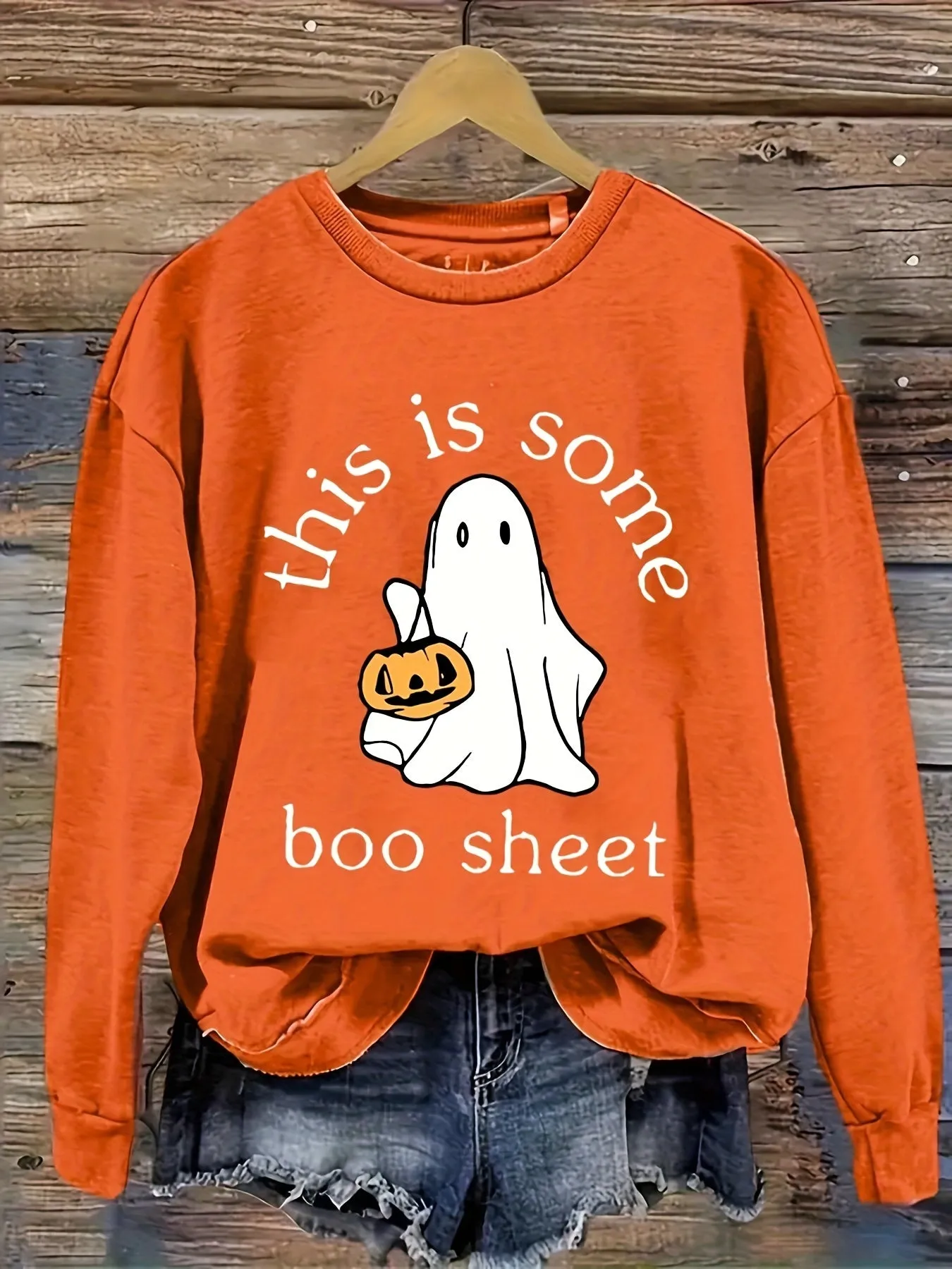 Spooky Ghost Print Long Sleeve Crew Neck Sweatshirt - Women's Fashion Sweatshirts - Soft, Casual, Comfortable, Halloween-Themed Apparel for Ladies